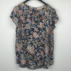 Blouse from Loft. Floral pattern, extra small.